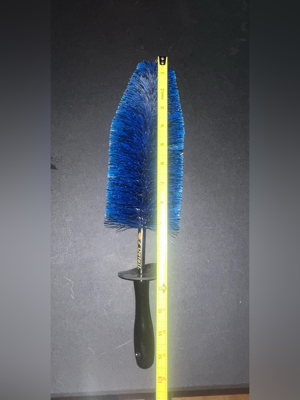 EZ detail car Blue Wheel Brush with Black Handle